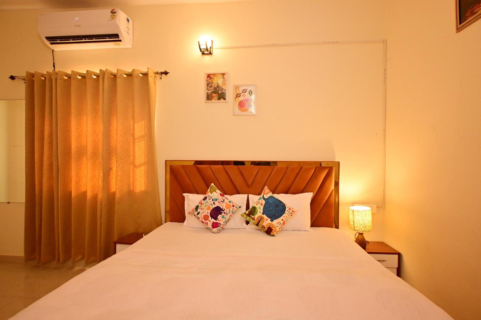 Zoomstay - 3Bhk Apartments Varanasi Dış mekan fotoğraf