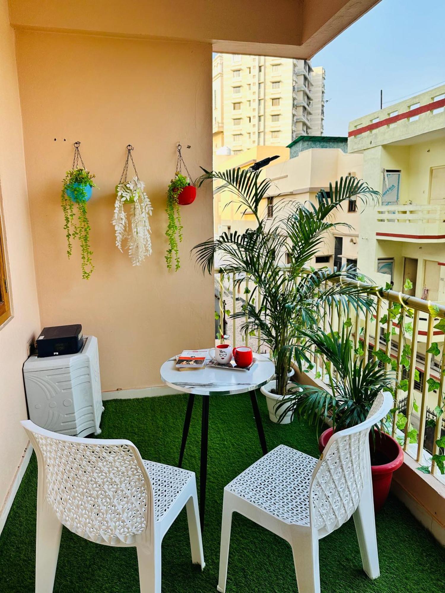 Zoomstay - 3Bhk Apartments Varanasi Dış mekan fotoğraf