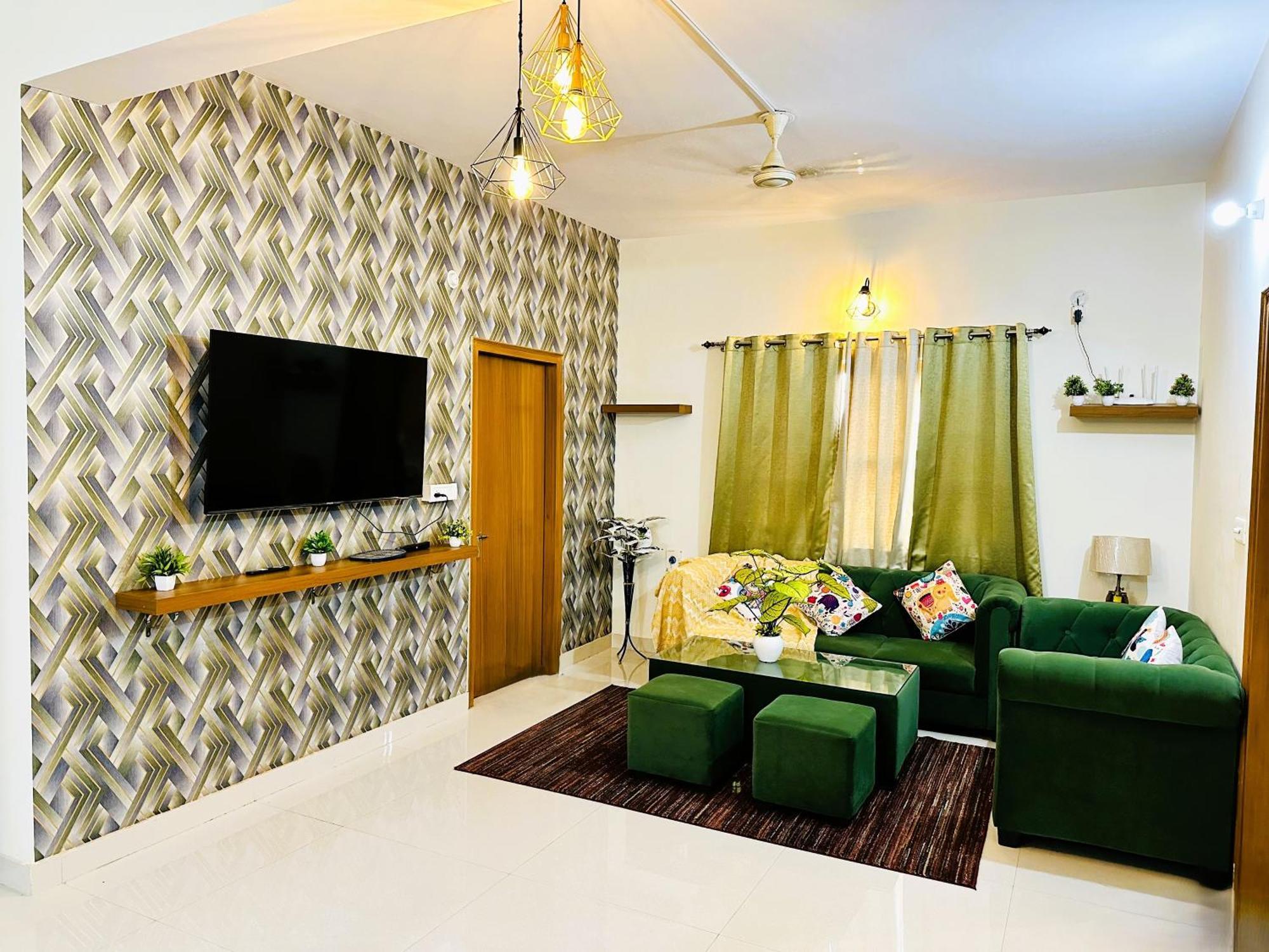 Zoomstay - 3Bhk Apartments Varanasi Dış mekan fotoğraf