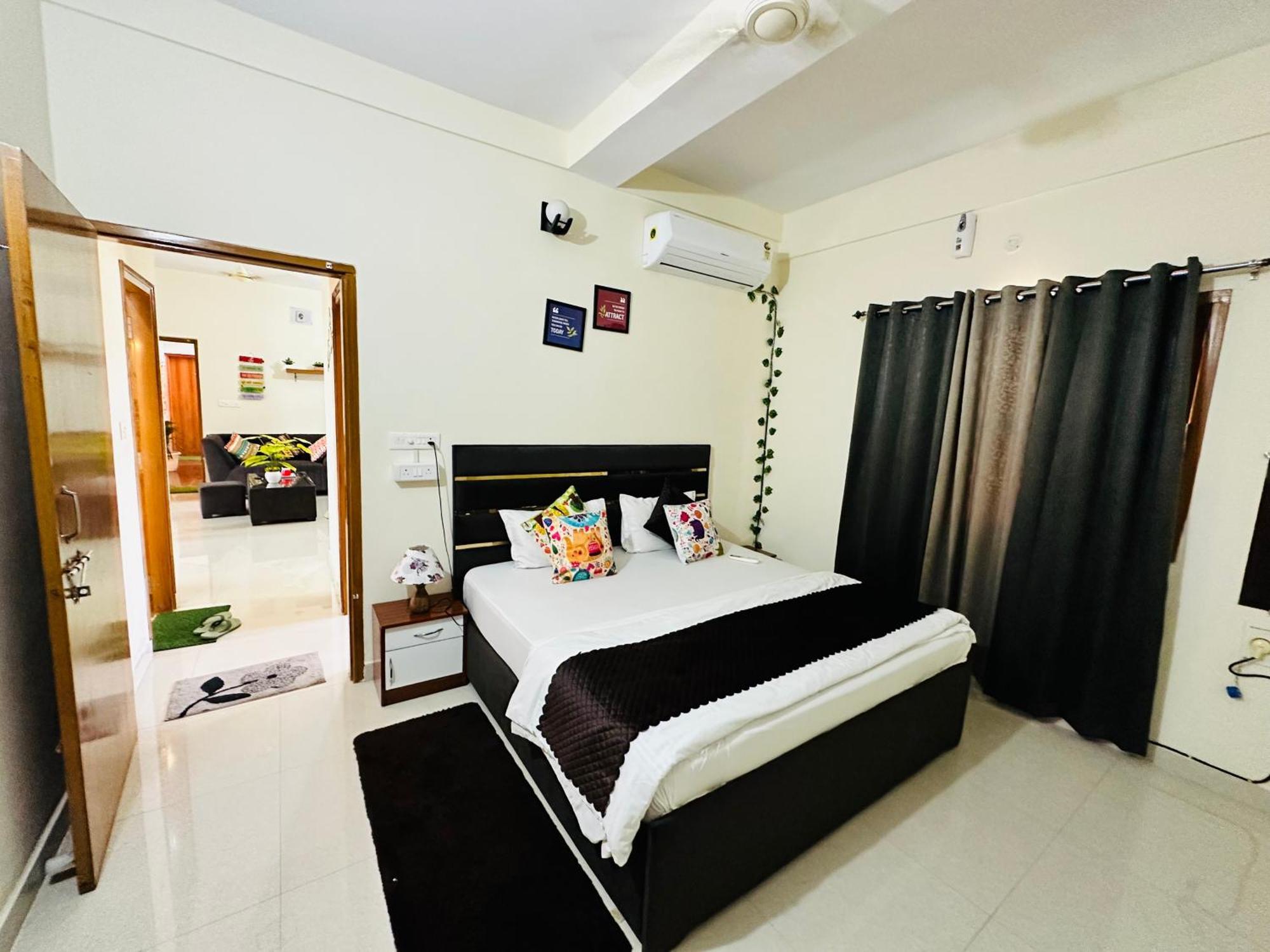 Zoomstay - 3Bhk Apartments Varanasi Dış mekan fotoğraf