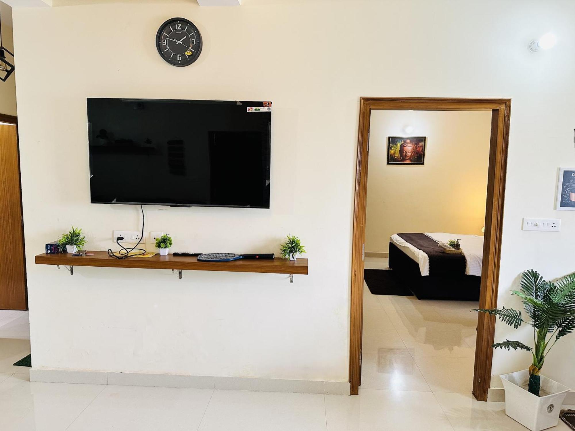 Zoomstay - 3Bhk Apartments Varanasi Dış mekan fotoğraf